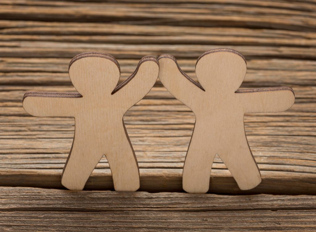 Relaciones interpersonales saludables: claves para construir vínculos que suman